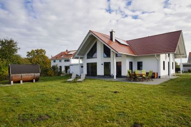Villa Mondlicht - Haus in idyllischer Lage mit Sauna, Terrasse und Garten - Villa Mondlicht