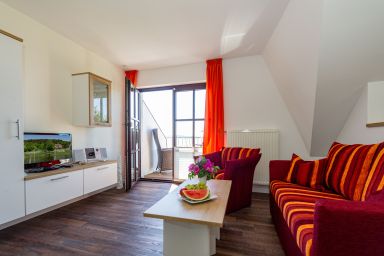Selliner Ferienwohnungen mit Seeblick - Appartement Luv mit Seeblick und Balkon (L)