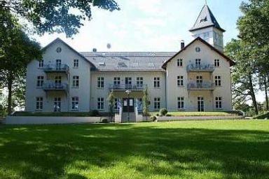 Kübo Randlage Schloß Hohen Niendorf/Ferienhaus Wittenbeck - (301) 3- Raum- Appartement mit Dachterrasse