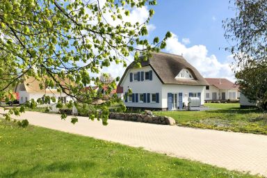Villa Morgensünn - Haus in idyllischer Lage mit Sauna, Terrasse und Garten - Villa Morgensünn