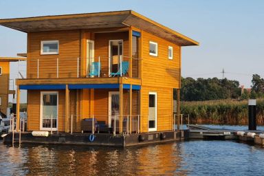 05. Floating-Houses (75 m²) SteelVoll mit Infrarotsauna - Floating House SteelVoll mit Infratotsauna